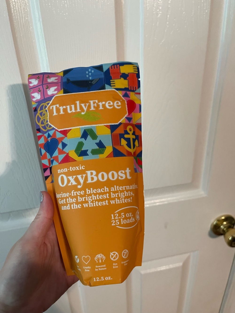 TrulyFree OxyBoost Non-Toxic Laundry Booster